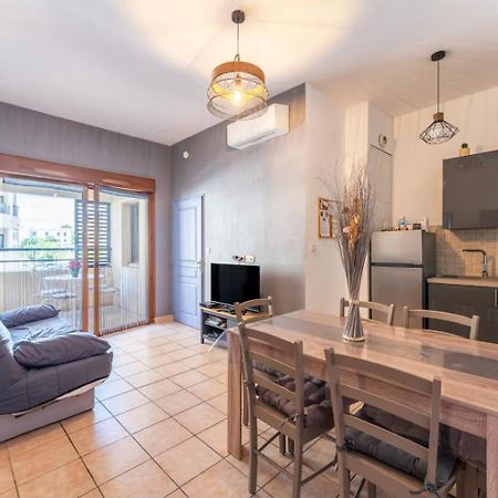 Appartement 3 Min A Pied Du Centre D'Uzes Parking Piscine 外观 照片