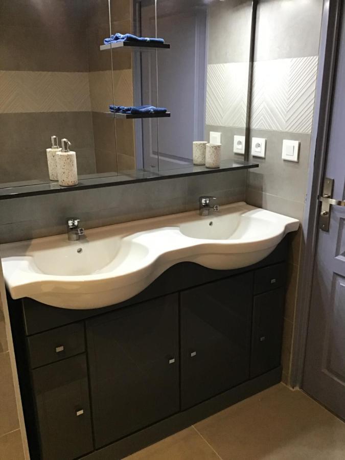 Appartement 3 Min A Pied Du Centre D'Uzes Parking Piscine 外观 照片